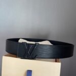Louis Vuitton LV Initiales Epi Black, LV Belt M9229S