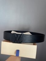 Louis Vuitton LV Initiales Epi Black, LV Belt M9229S