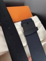 Louis Vuitton LV Initiales Epi Black, LV Belt M9229S - Image 3