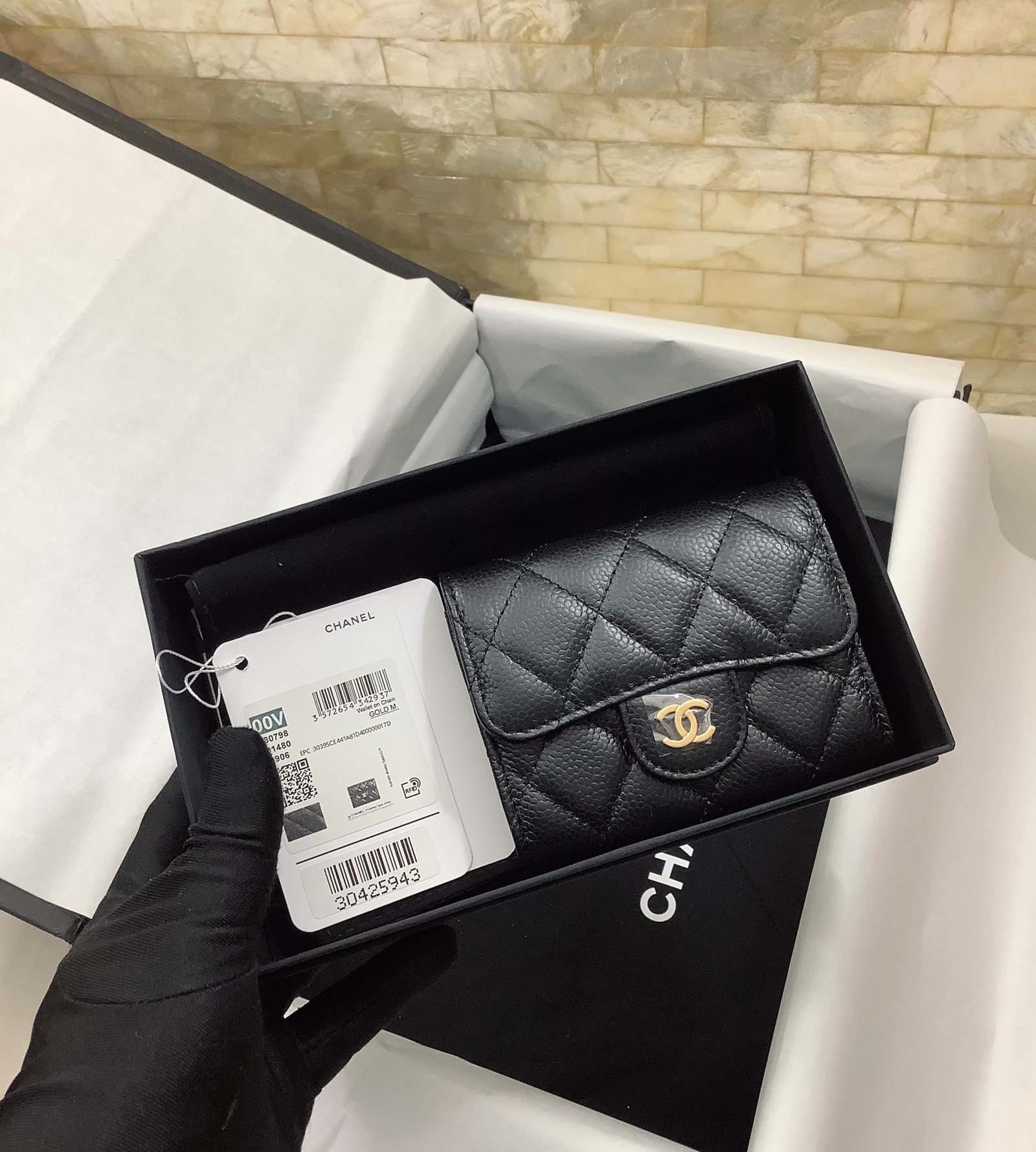 1-3.jpg Chanel CO-CO Classic Card Holder 11cm/4.4in Gold Hardware For Women Black - Image 1