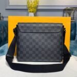 Louis Vuitton District PM Damier Graphite Canvas N41028 - Image 4