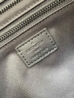Louis Vuitton Sac Plat Horizontal Zippe Monogram Eclipse For Men, Men's Bags, Shoulder And Crossbody Bags 15.4in/39cm LV M45265 - Image 2