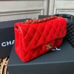 Chanel Flap Bag Mini Crossbody 7.8in/ 20cm Red Gold Hardware For Women A69900 - Image 7