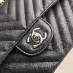 Chanel Chevron Classic Medium Crossbody Bag 10.2in/ 26cm Black Silver Hardware For Women - Image 7