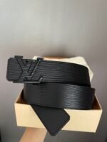 Louis Vuitton LV Initiales Epi Black, LV Belt M9229S - Image 4