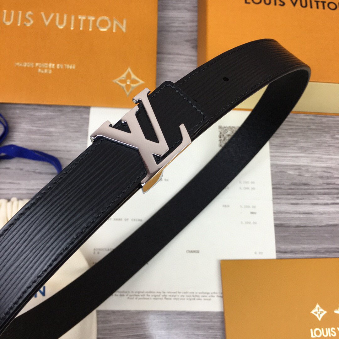 22a19961.jpg Louis Vuitton LV Initiales Reversible Belt Epi, LV Belt M0324S - Image 1