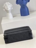 Louis Vuitton Handle Soft Trunk Black Taurillon Monogram Black M59163 - Image 6