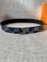 Louis Vuitton Initiales Reversible LV Belt Damier Graphite Giant Blue LV Women Belt - Image 5