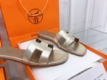 Hermes Oran Sandal Gold For Women, Women's Shoes H122086Z - Image 4