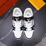 Louis Vuitton Trainer Sneaker Mix Of Materials Black/White For Men LV - Image 4