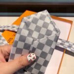 Louis Vuitton Damier Classic Tie Grey LV Men Tie M71214 - Image 2
