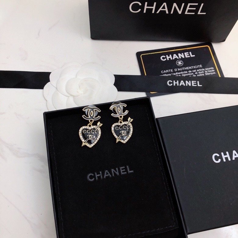 58811567.jpeg Chanel Earrings - Image 1