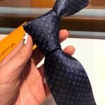 Louis Vuitton Monogram Classic Tie Marine LV Men Tie M70953 - Image 8