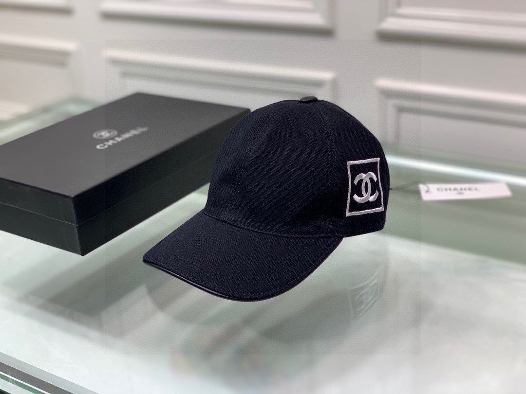 5af6eece-1.jpg Chanel Cap Black - Image 1