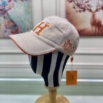 Hermes Davis H Primavera Cap Beige Hermes Cap - Image 4