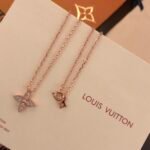 Louis Vuitton Necklace - Image 5