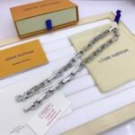 Louis Vuitton Necklace - Image 2