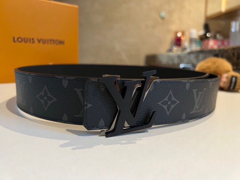 75c5b579.jpeg Louis Vuitton Shake Reversible LV Belt Monogram Eclipse Canvas Black Metal Hardware LV Belt - Image 1