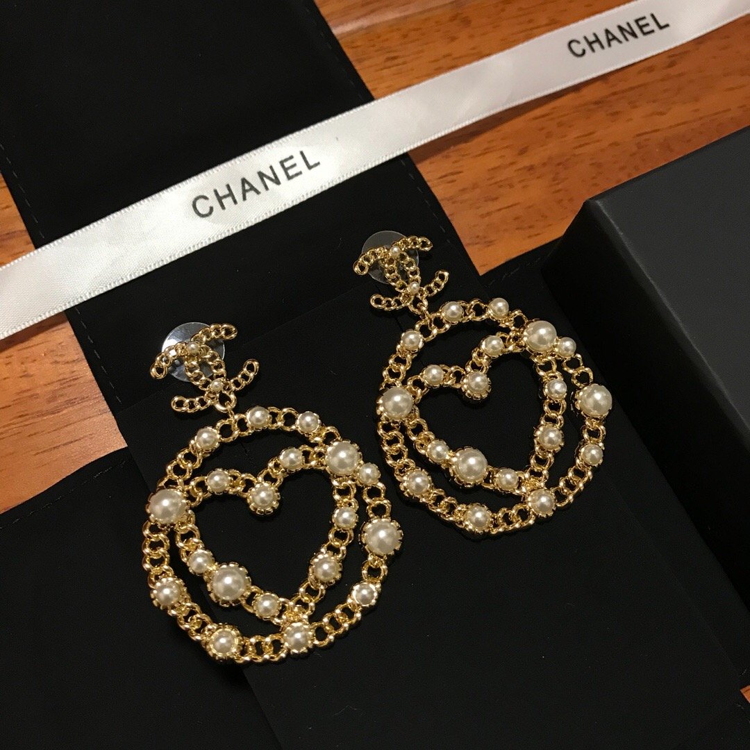 7e20cb35-1.jpg Chanel Jewelry - Image 1