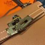Hermes Mini Kelly Gold For Women Gold Toned Hardware 7.5in/19cm - Image 8