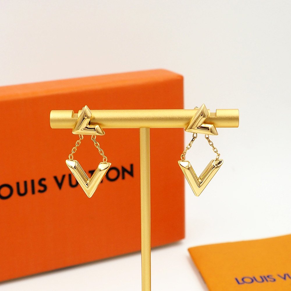 8170cdb3.jpeg Louis Vuitton Earrings - Image 1