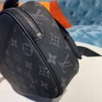 Louis Vuitton Bumbag 11in/ 28cm Monogram Eclipse Canvas For Men M42906 - Image 5