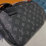 Louis Vuitton Bumbag 11in/ 28cm Monogram Eclipse Canvas For Men M42906 - Image 10