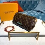 Louis Vuitton Favorite PM Monogram Canvas Brown M40717 - Image 3