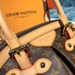 Louis Vuitton Tivoli Tote Bag Monogram Canvas M40144 - Image 5