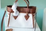 Louis Vuitton On My Side PM Tote Bag 9.8in/ 25cm Monogram Caramel Brown Gold Hardware For Women M59905 - Image 2