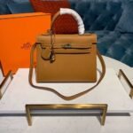 Hermes Kelly Gold For Women Gold Toned Hardware 10in/25cm - Image 2