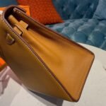Hermes Kelly Gold For Women Gold Toned Hardware 10in/25cm - Image 6