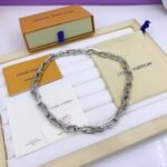 Louis Vuitton Necklace - Image 5