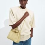 Bottega Veneta Andiamo Small Top Handle Bag 9.8in/ 25cm Yellow Gold Hardware For Women - Image 3