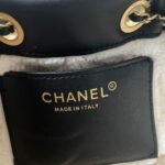 Chanel 25 Small Shoulder Bag 10.2in/ 26cm Black Gold Hardware For Women AS5293 B22309 U4139 - Image 6