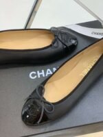 Chanel Ballet Flats Black For Women - Image 2