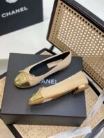 Chanel Ballet Flats Gold For Women - Image 3