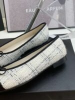 Chanel Ballet Flats White For Women - Image 5