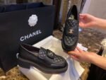 Chanel CC Turn-ock On Trap Heel Loafer Black For Women - Image 4