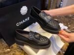 Chanel CC Turn-ock On Trap Heel Loafer Black For Women - Image 3