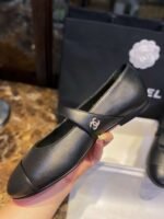 Chanel Interlocking CC Logo Mary Jane Flats Black For Women - Image 2