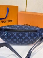 Louis Vuitton Discovery PM Bumbag 17.3in/ 44cm Navy Blue Black Hardware For Men M45729 - Image 8