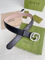 Gucci GG Marmont Embossed Monogram Belt Black With Gold-Toned Buckle 40mm - Image 6