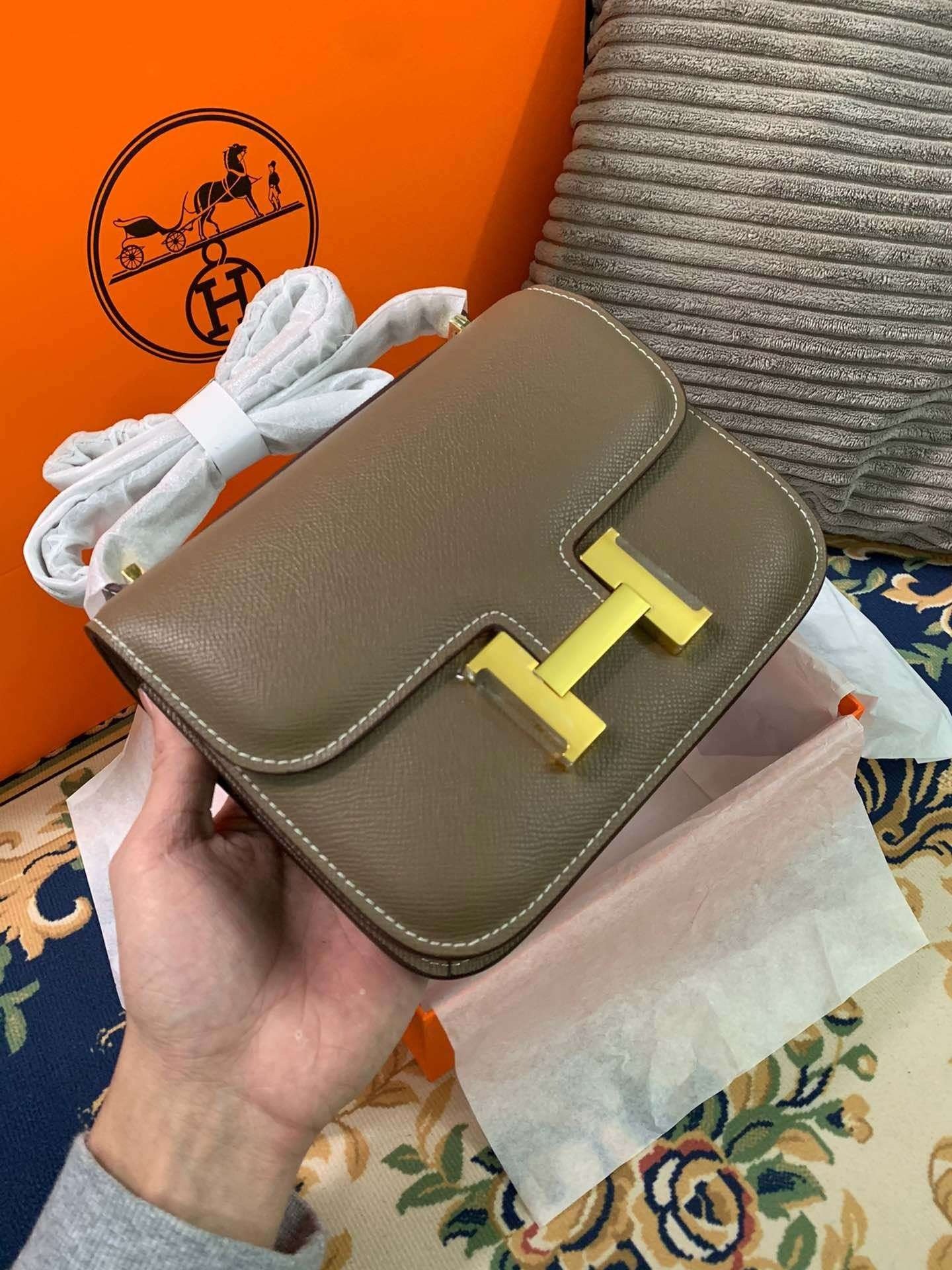Hermes-Constance-30.jpg Hermes Constance 18 Khaki Green For Women 18cm/7.25in - Image 1