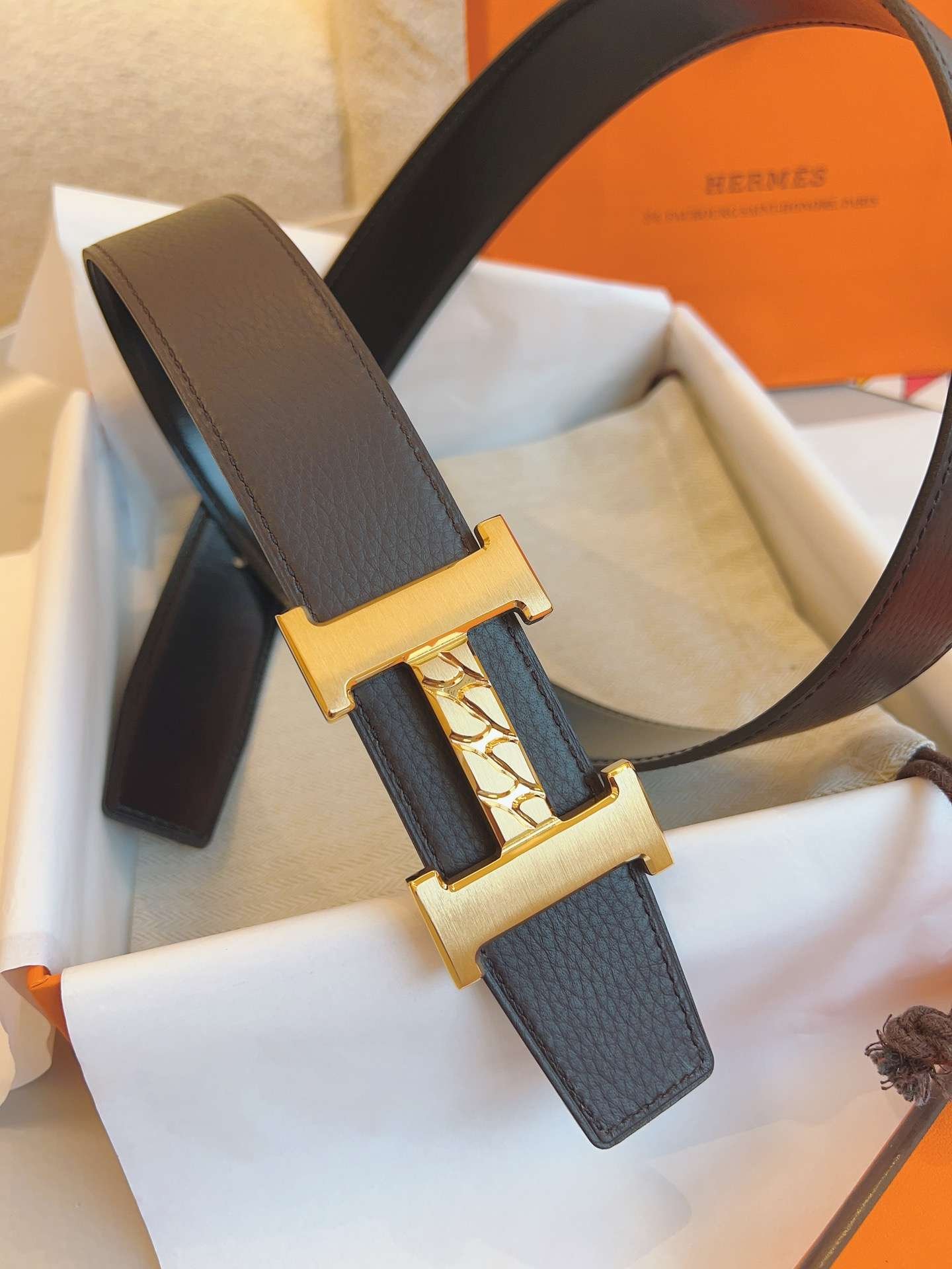 Hermes-Constance-Belt-Buckle-1.jpg Hermes Constance Belt Buckle Brown For Women - Image 1