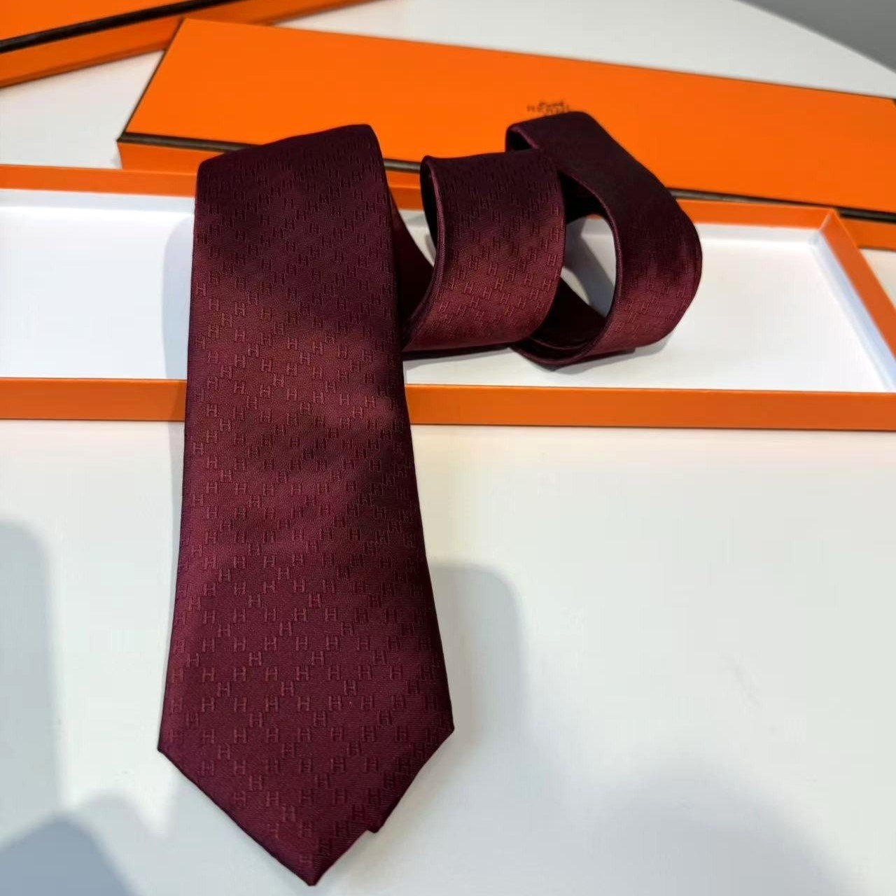 Hermes-Faconnee-H-Tie-Red.jpg Hermes Faconnee H Tie Red For Men - Image 1