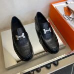 Hermes Iconic Alligator Motif Loafers H Buckle Black For Men - Image 6