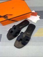 Hermes Oran Sandal Black For Women - Image 5