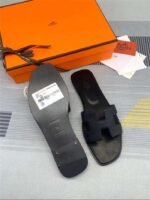 Hermes Oran Sandal Black For Women - Image 4