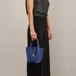 Hermes Picotin Lock 18 Top Handle Bag 7.1in/ 18cm Blue Saphir Gold Hardware For Women - Image 2